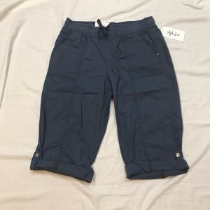 NWT Style & Co Capri Style Pants!